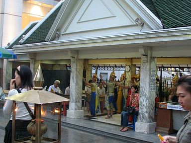 Bangkok - Erawan Shrine