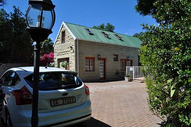 88 Baron van Reede Guesthouse - Oudtshoorn