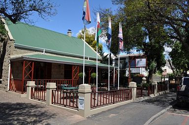 88 Baron van Reede Guesthouse - Oudtshoorn