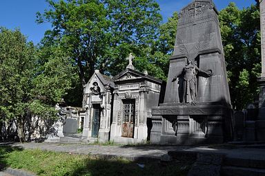 Paris - Cimetiere du Pere-Lachaise