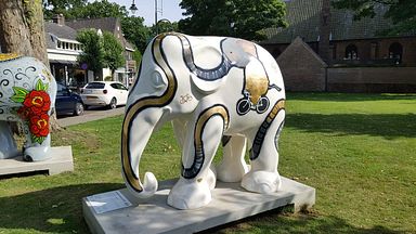 Laren - Elephant Art Exhibition