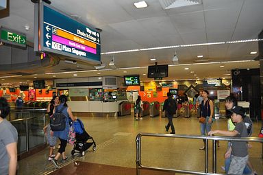 MRT Station DHOBY GHAUT, Singapore