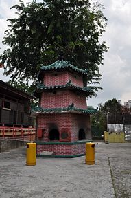 Lian Shan Shuang Lin Monastery, Singapore