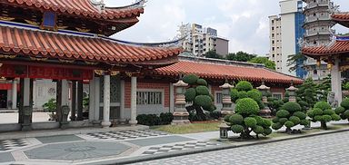 Lian Shan Shuang Lin Monastery, Singapore