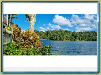 Lake Barrine (QLD)