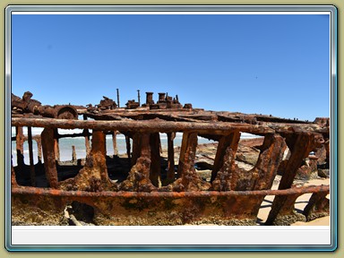 S.S. Maheno - 75 Mile Drive Beach/ Fraser Island (QLD)