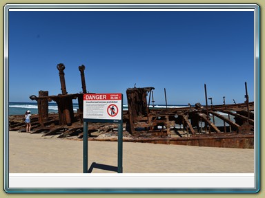 S.S. Maheno - 75 Mile Drive Beach/ Fraser Island (QLD)