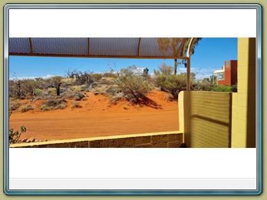 Ayers Rock Resort-Sails in the Desert, Yulara (NT)