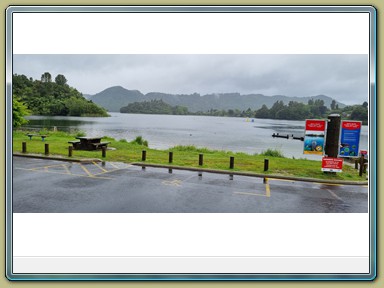 Tarawera + Lakes Sightseeing Tour (Lake Tikitapu. Lake Okareka, Lake Tarawera) 