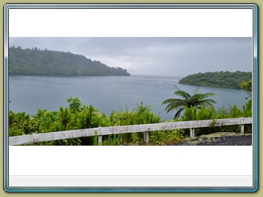 Tarawera + Lakes Sightseeing Tour (Lake Tikitapu. Lake Okareka, Lake Tarawera) 