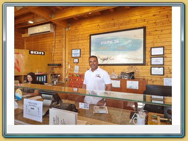 "Behind the Scenes" Tour mit Stefan.
- Kite House -