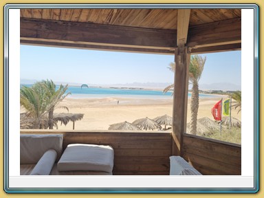 "Behind the Scenes" Tour mit Stefan.
- Kite House -