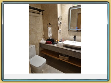 The Breakers Diving & Surfing Lodge